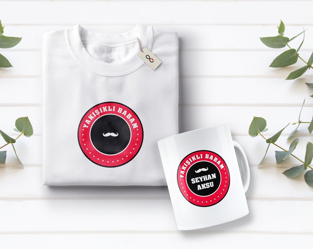 Kişiye Özel Yakışıklı Babam Tasarımlı Beyaz Tişört ve Kupa Seti-1