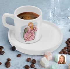 BK Gift Kişiye Özel Sunum Tabaklı Kadın Karikatürlü Kahve Fincanı-103, Arkadaşa Hediye