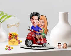 Kişiye Özel Sevgililer Karikatürlü 3D Ahşap Biblo ve Çikolatalı Renkli Bonbon Draje Hediye Seti-10