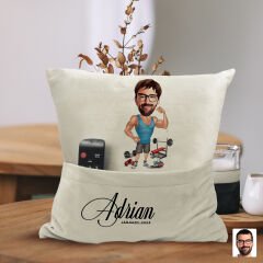 BK Gift Kişiye Özel Fitness Karikatür Tasarımlı Organizer Kumanda ve Atıştırmalık Cepli Sarı Kırlent Yastık-1 Arkadaşa Hediye, Cepli Yastık