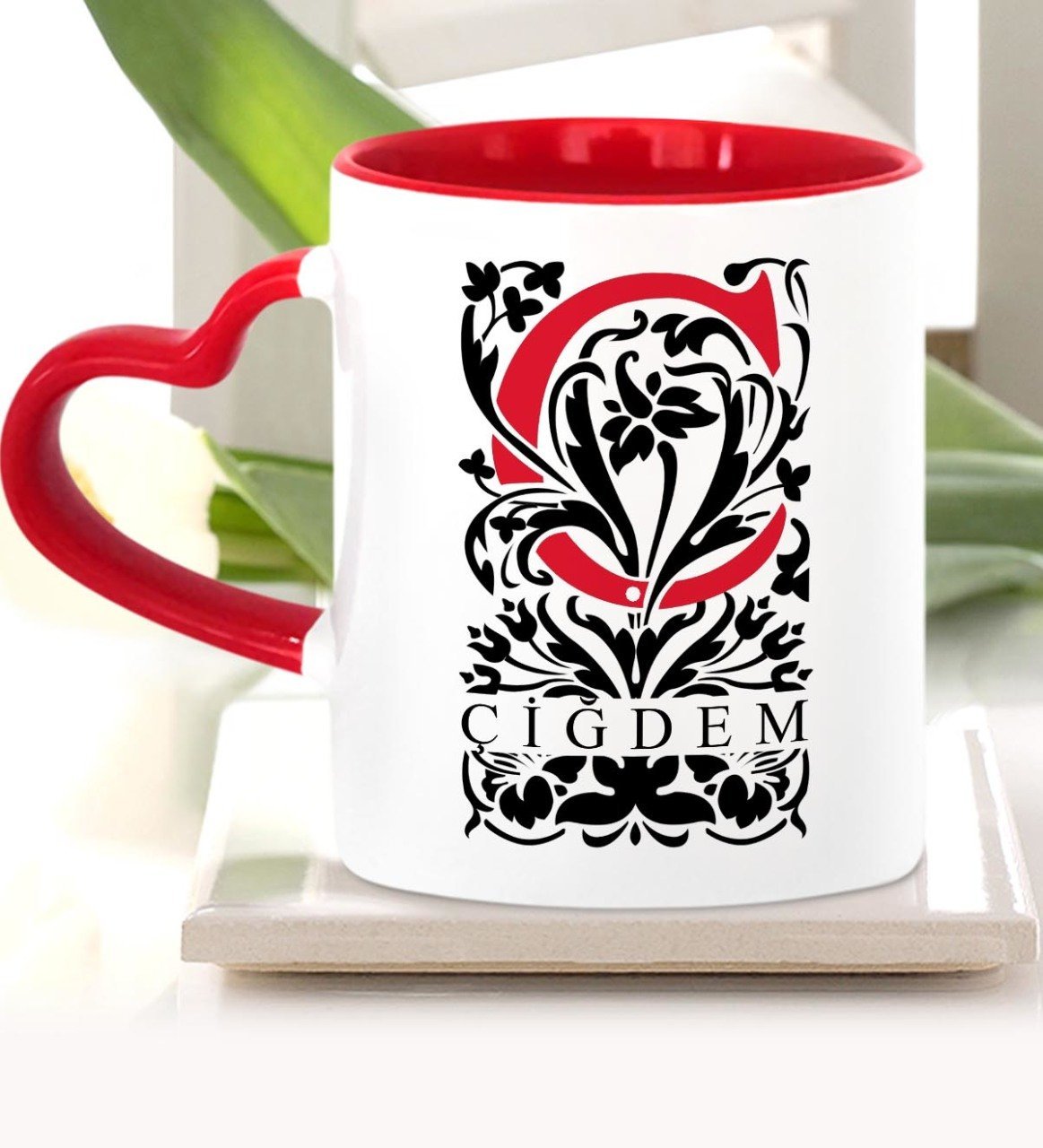 Kişiye Özel Ç Harfi Kırmızı Kalpli Kupa Bardak (Model 2)