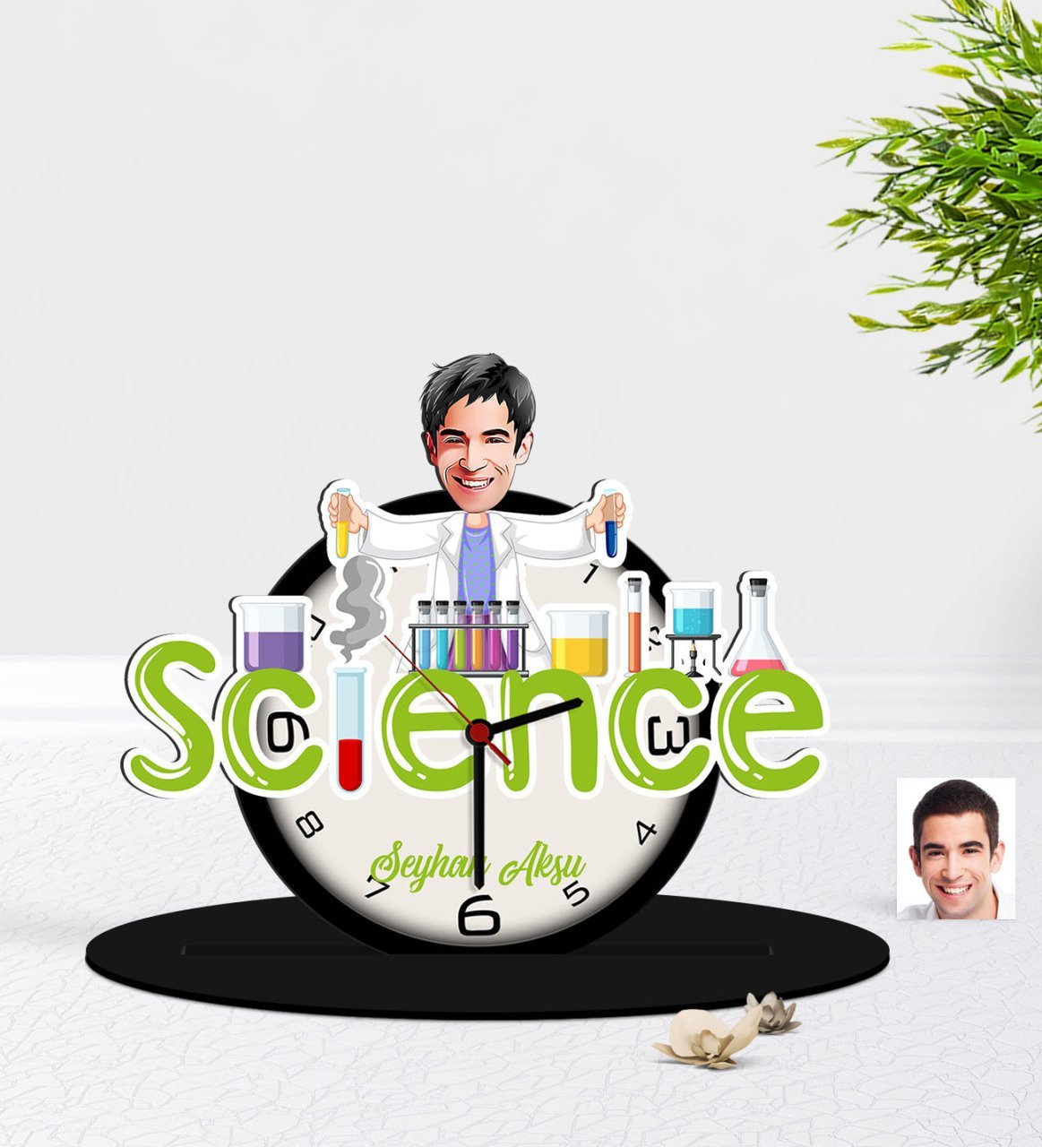 Kişiye Özel Erkek Fen Bilimleri Öğretmeni Karikatürlü Ahşap Masaüstü Biblo Saat-1