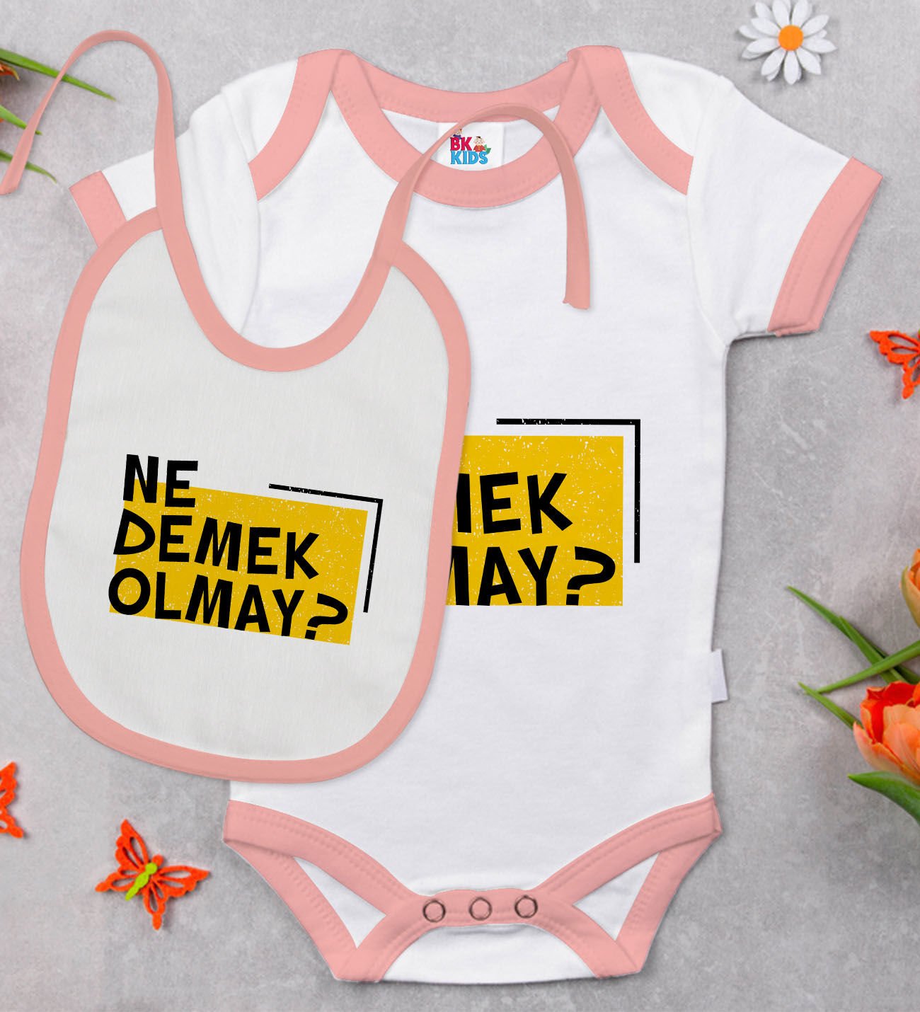 BK Kids Ne Demek Olmay Tasarımlı Pembe Bebek Body Zıbın ve Mama Önlüğü Hediye Seti-1