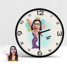 Kişiye Özel Güzellik Kraliçesi Karikatür Ahşap Duvar Saati - 1