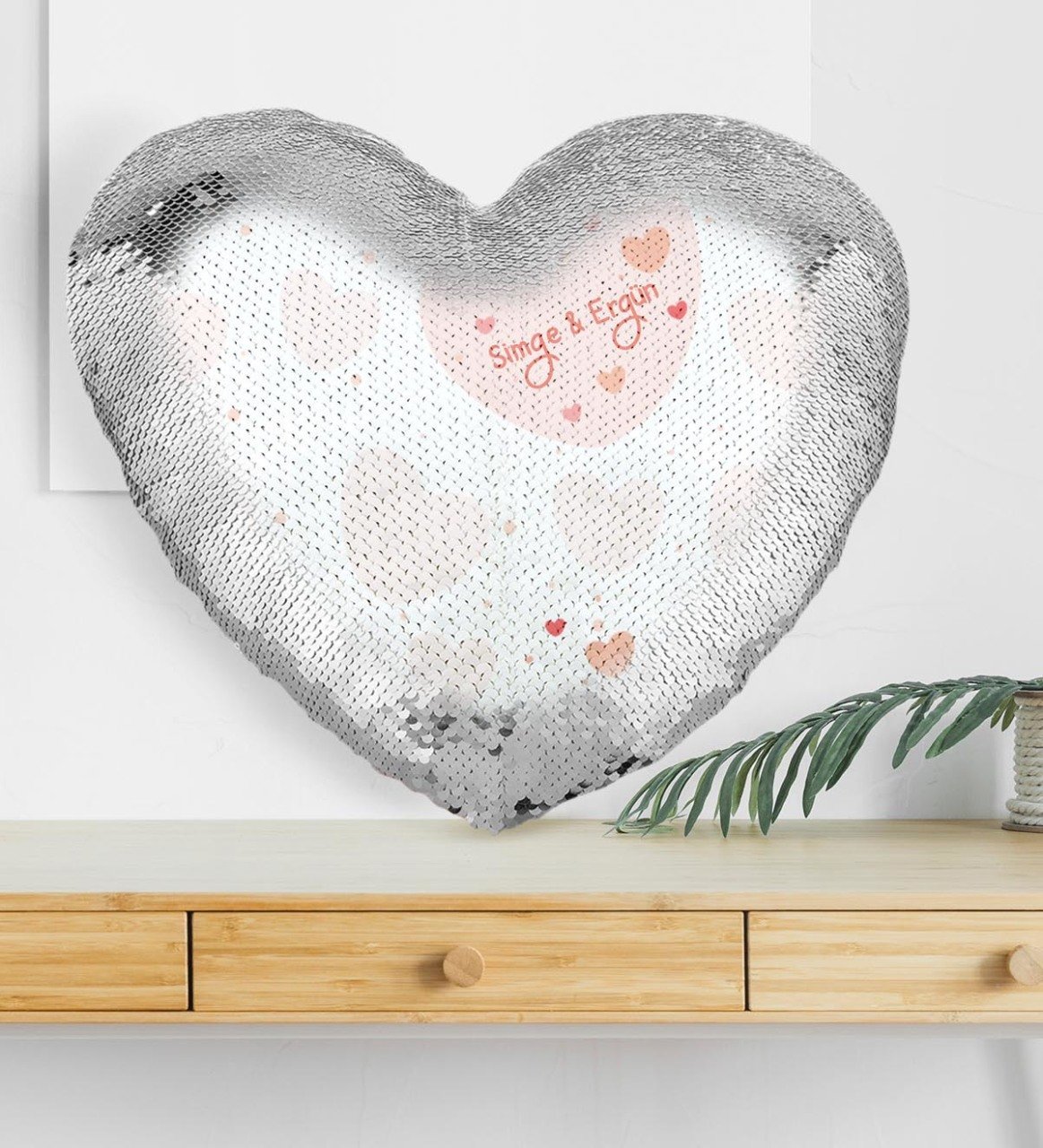 Kişiye Özel Sevgililer Günü Gümüş Yaldız Sihirli Kalp Yastık - 58