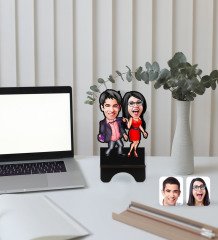 Kişiye Özel Sevgililer Karikatürlü Ahşap Biblo Telefon Standı-4
