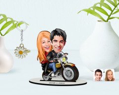 Kişiye Özel Sevgililer Karikatürlü 3D Ahşap Biblo ve İsimli Gold Papatya Anahtarlık-17