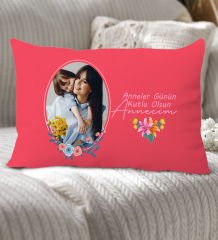 BK Gift Kişiye Özel Fotoğraflı Anneler Günü Tasarımlı Premium Kumaş Kırmızı Dikdörtgen Kırlent Yastık, Anneler Günü Hediyesi, Ev Dekorasyonu-1