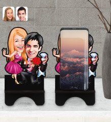 Kişiye Özel Sevgililer Karikatürlü Ahşap Biblo Telefon Standı-9
