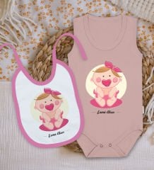 BK Kids Kişiye Özel İsimli Pembe %100 Pamuklu Askılı Sıfır Kol Bebek Body Zıbın ve Mama Önlüğü Hediye Seti-4