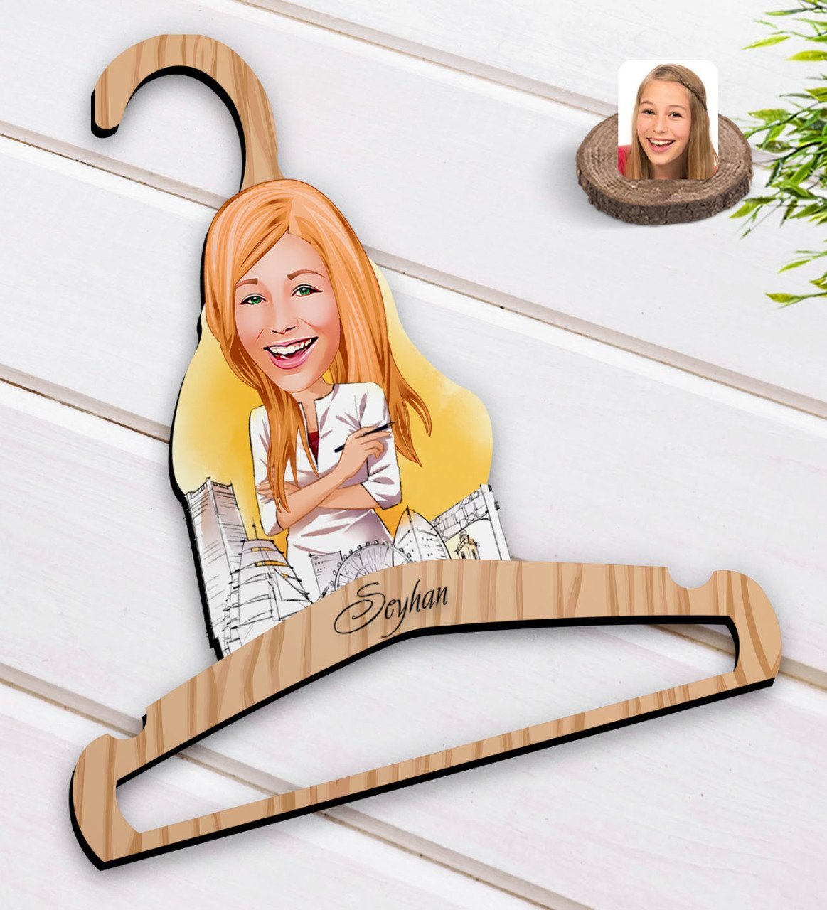 Kişiye Özel Kadın Mimar Karikatürlü Standart Boy Ahşap Elbise Askısı-1