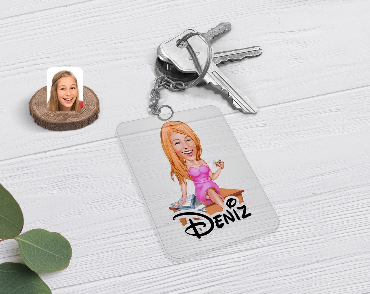 Kişiye Özel Kadın Patron Karikatürlü Şeffaf Pleksi Anahtarlık-7