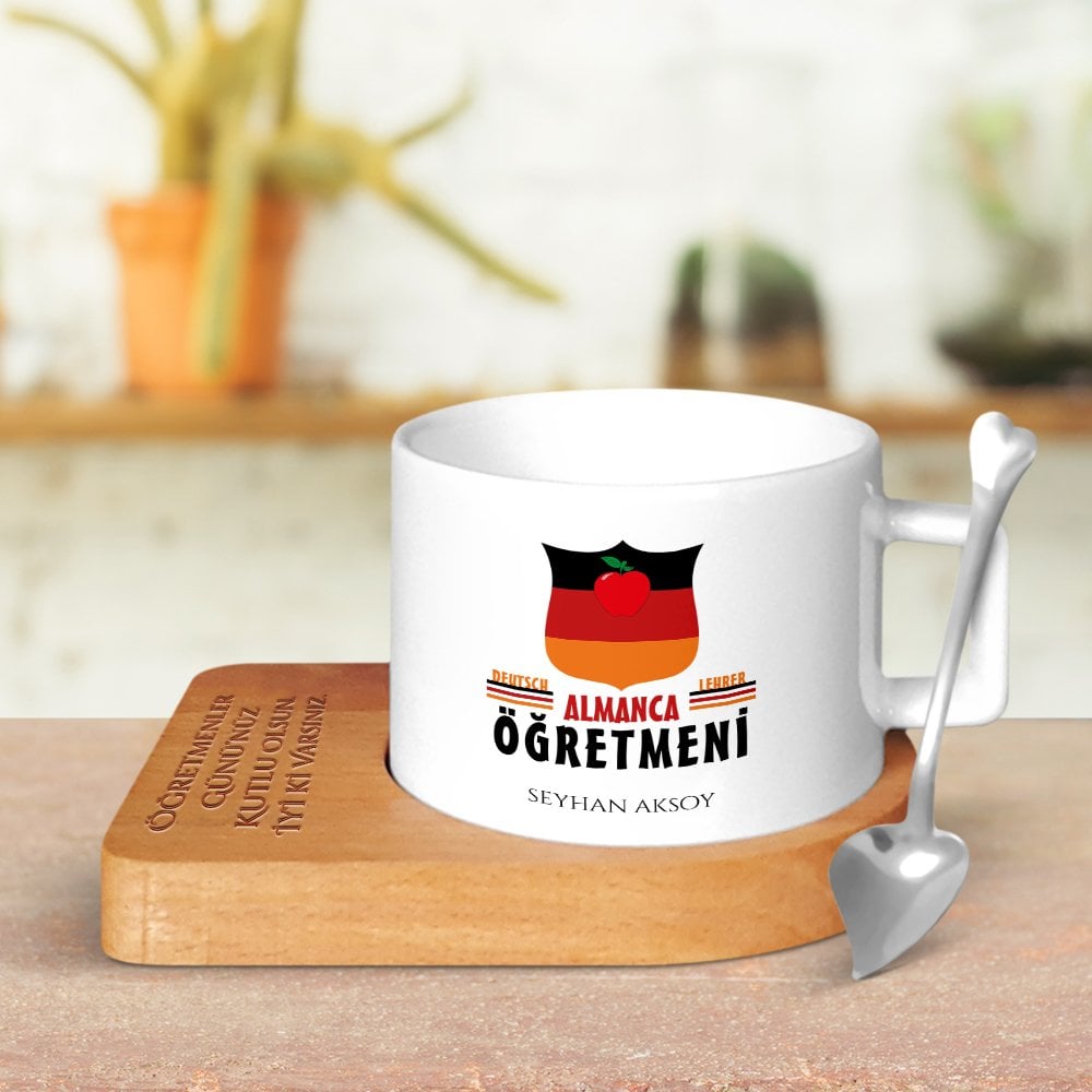 Kişiye Özel Almanca Öğretmeni Altlıklı Seramik Fincan