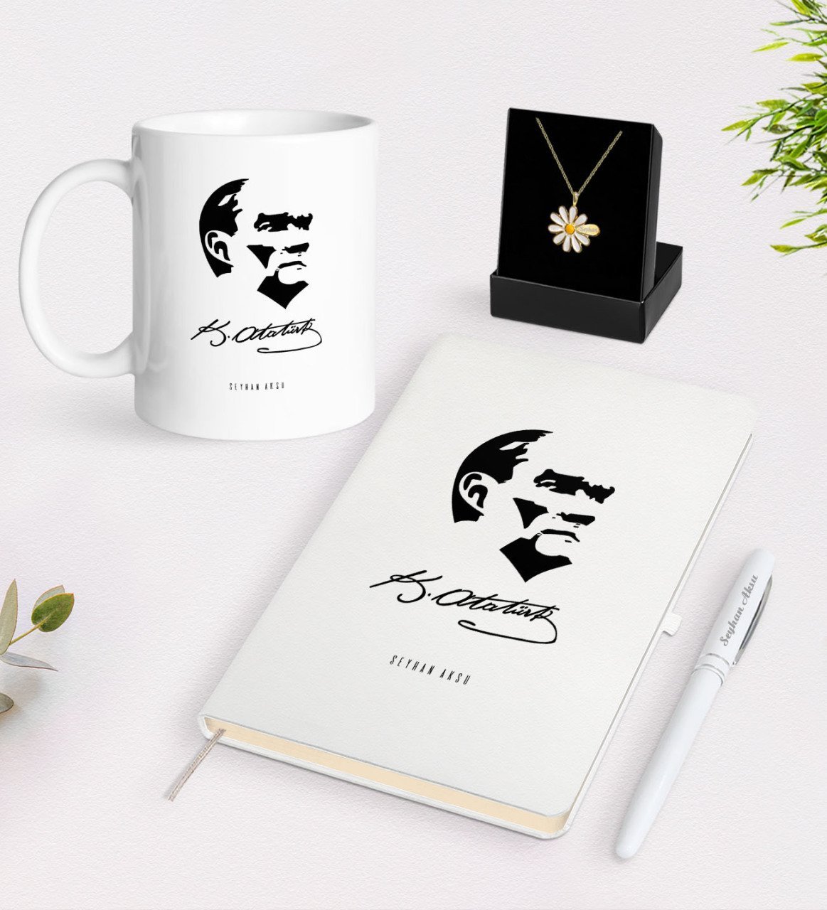 Kişiye Özel Atatürk Temalı Beyaz Kupa Defter Kalem ve İsimli Papatya Kolye Hediye Seti-24