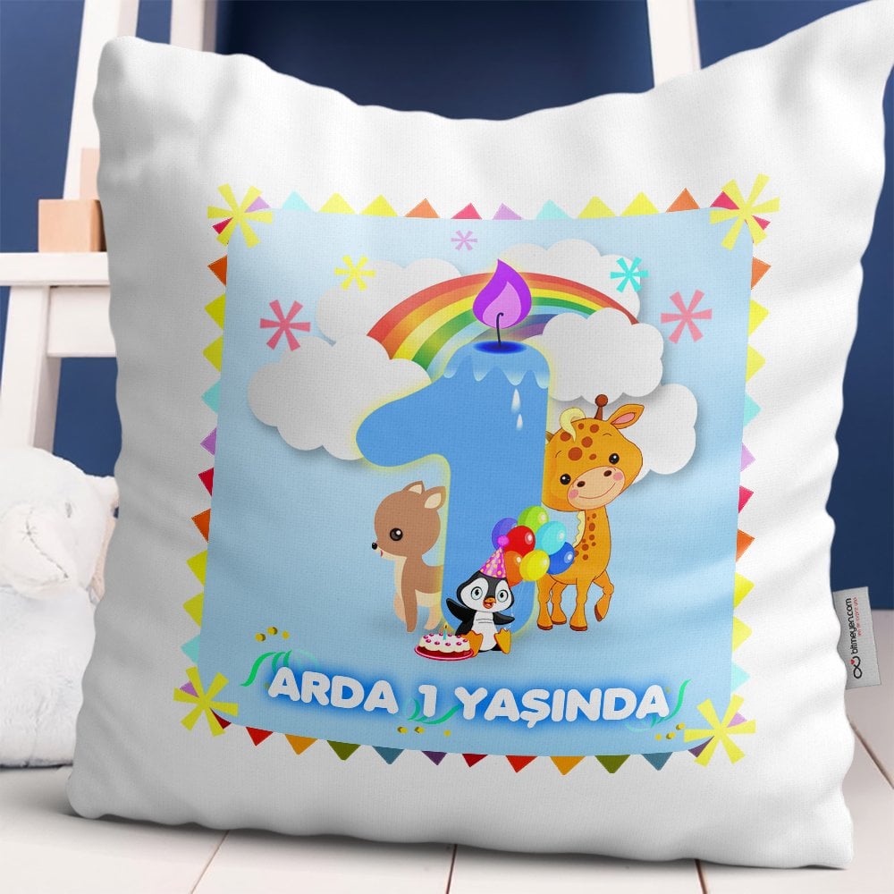 Kişiye Özel 1. Yaş Tasarımlı Erkek Bebek Dekoratif Beyaz Yastık - 1