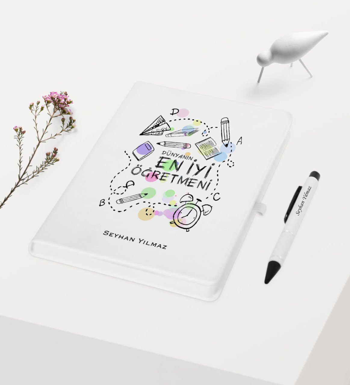 Kişiye Özel Dünyanın En İyi Öğretmeni Temalı Beyaz Defter Kalem Hediye Seti - 8