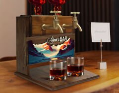 BK Gift Kişiye Özel Kabartma İsimli ve Tarihli Çift Musluklu Doğal Ahşap İçki Standı-10, İçki Standı, Doğum Günü Hediyesi, Ev Hediyesi