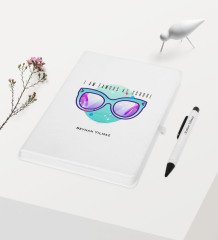 Kişiye Özel Okulda Ünlüyüm Temalı Beyaz Defter Kalem Hediye Seti - 1