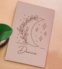 BK Gift Kişiye Özel İsimli Sert Kapaklı Pudra Pembesi Lastikli Defter , Arkadaşa Hediye, Yeni İş Hediyesi, Doğum Günü Hediyesi-8