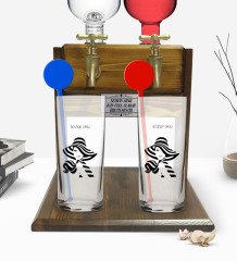 Kişiye Özel Renkli Baskılı İsimli İkili Vodka Bardağı ve Çift Musluklu Doğal Ahşap Vodka Standı-124