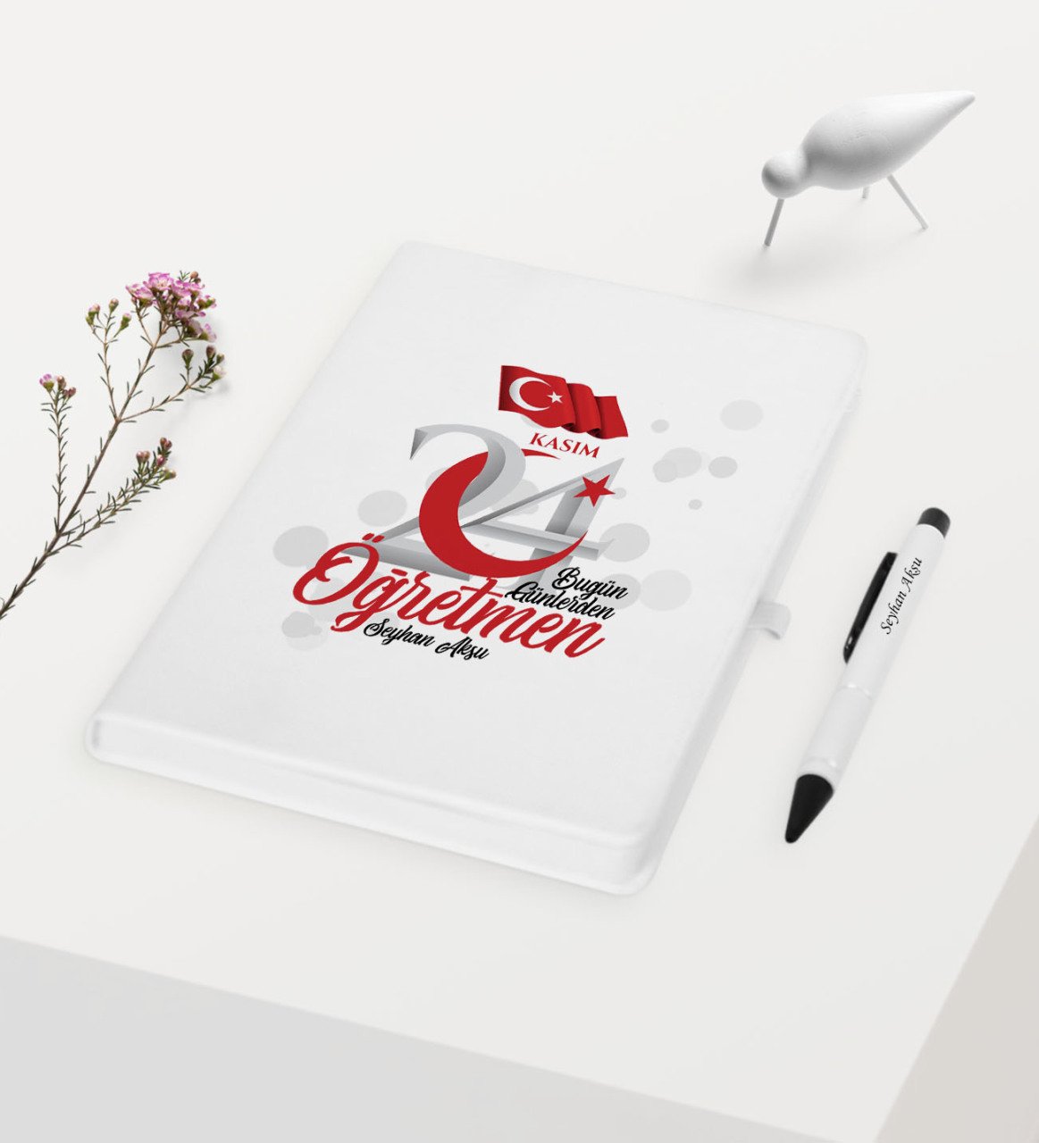 Kişiye Özel Bugün Günlerden Öğretmen Temalı Beyaz Defter Kalem Hediye Seti - 2