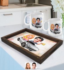 Kişiye Özel Sevgililer Karikatürlü Doğal Ahşap Tepsi ve 2’li Kupa Bardak Seti-53