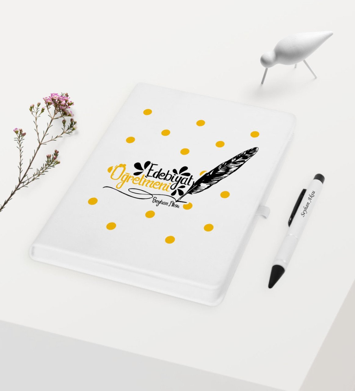 Kişiye Özel Edebiyat Öğretmeni Temalı Beyaz Defter Kalem Hediye Seti - 1