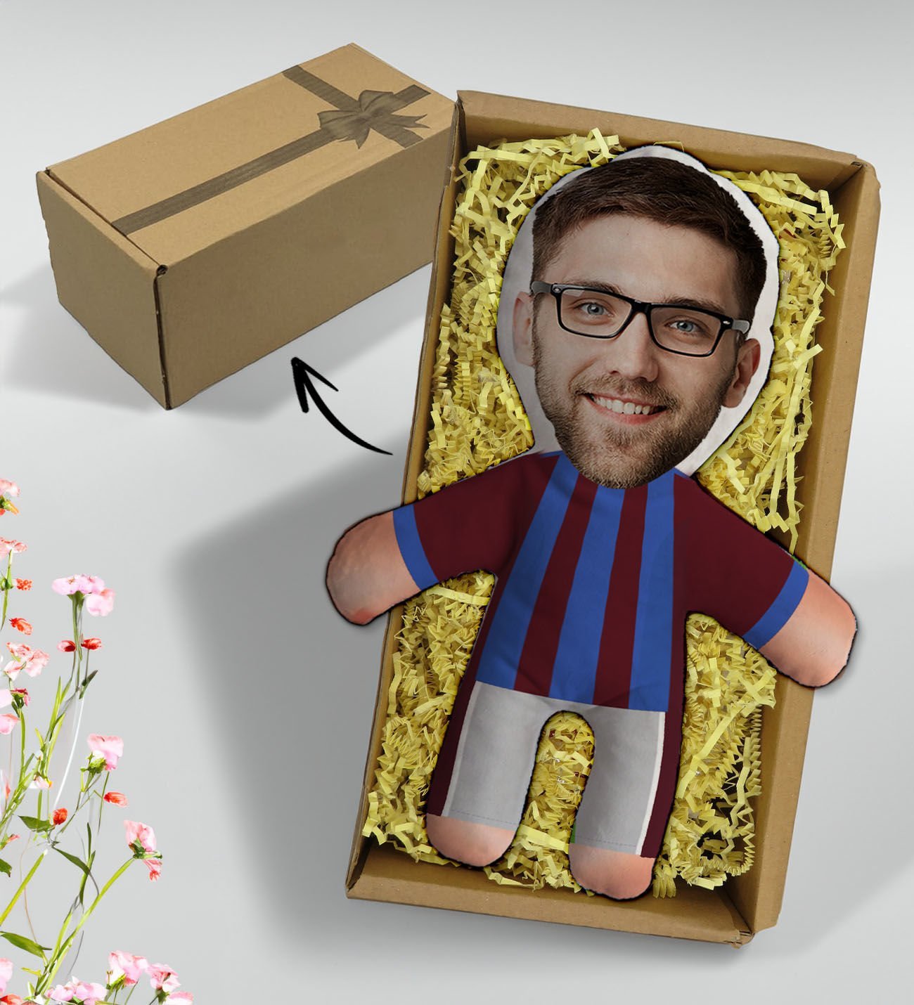 BK Gift Hediye Kutusunda Kişiye Özel Fotoğraflı Bordo Mavi Futbolcu Bebek Yastık-1, Arkadaşa Hediye, Sevgiliye Hediye, Doğum Günü Hediyesi
