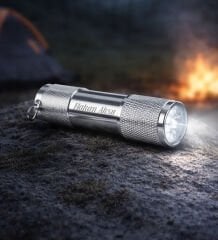 Kişiye Özel İsimli 9 LED Gümüş Gri El Feneri 1202 – Lazer Baskılı Taşınabilir El Feneri