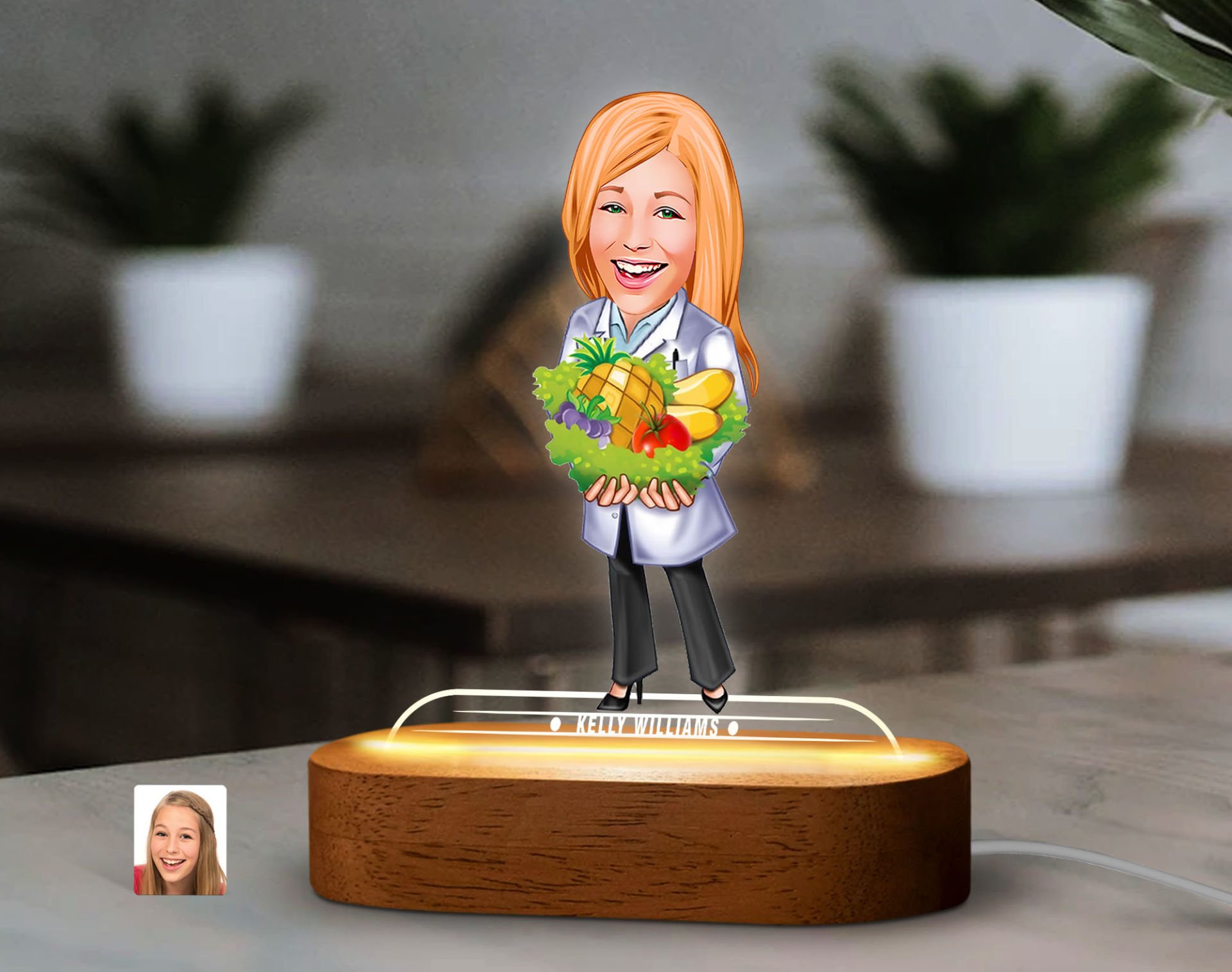 BK Gift Kişiye Özel Diyetisyen Karikatürlü Dekoratif 3D Biblo LED Işıklı Gece Lambası-1, Arkadaşa Hediye