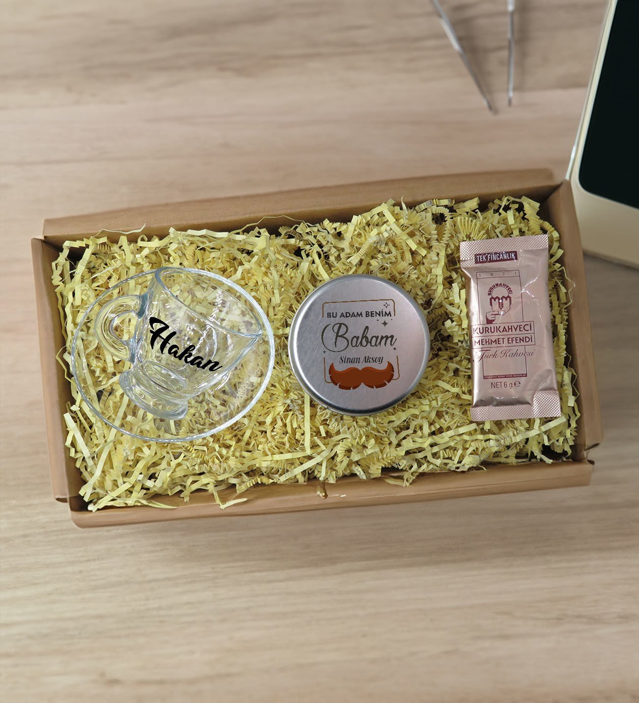 BK Gift Kişiye Özel İsimli DTF Baba Temalı Cam Kahve Fincanı & Türk Kahvesi & Gümüş Metal Kutuda Mum Hediye Seti-11, Babaya Hediye, Babalar Günü Hediyeleri