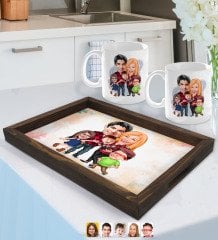 Kişiye Özel Aile Karikatürlü Doğal Ahşap Tepsi ve 2’li Kupa Bardak Seti-5