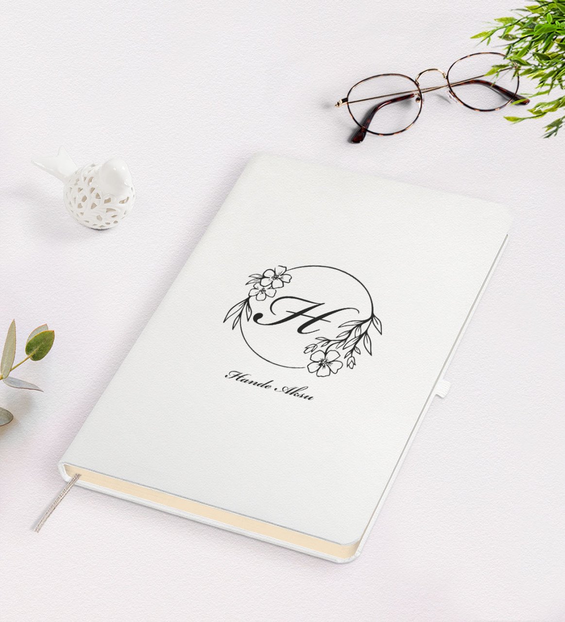 Kişiye Özel Baş Harf İsim Tasarımlı Beyaz Defter-5