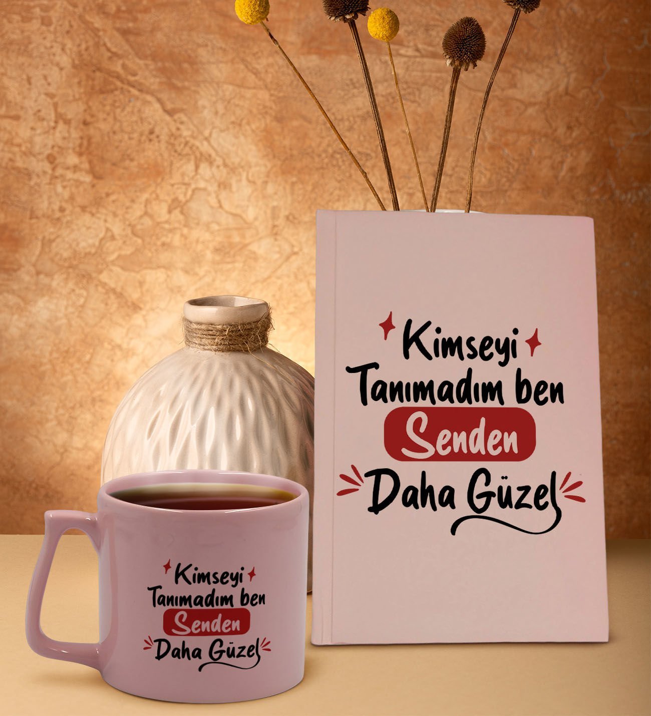 BK Gift Kimseyi Görmedim Ben Tasarımlı Pembe Sert Kapaklı Defter ve Middle Kupa Seti-1, Arkadaşa Hediye, Yeni İş Hediyesi, Doğum Günü Hediyesi