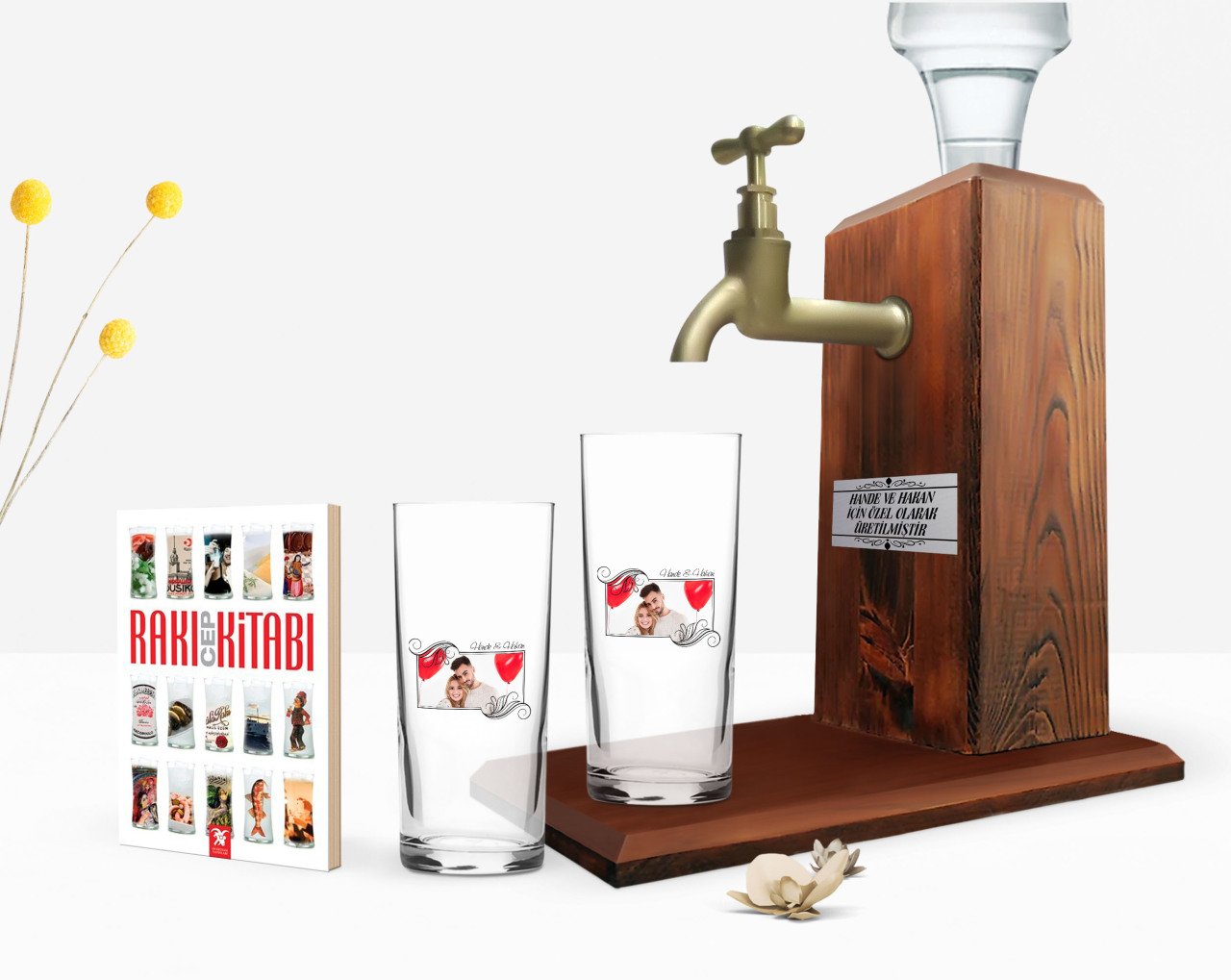 Kişiye Özel Renkli Baskılı İsimli Fotoğraflı İkili Rakı Bardağı Ahşap Rakı Standı ve Cep Kitabı Hediye Seti-32