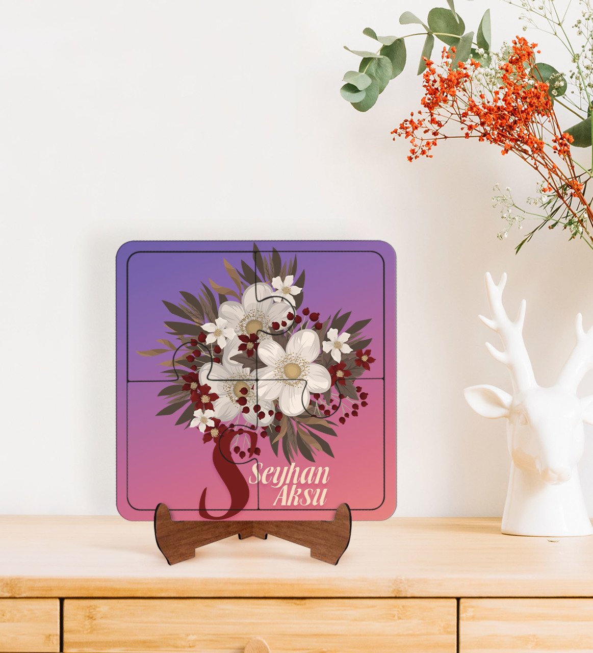 Kişiye Özel İsimli Kadınlar Günü Tasarımlı Ahşap Standlı Puzzle Çerçeve-17