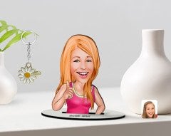 Kişiye Özel Kadın Karikatürlü 3D Ahşap Biblo ve İsimli Gold Papatya Anahtarlık-10