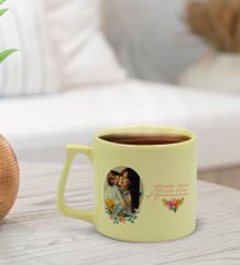 BK Gift Kişiye Özel Fotoğraflı Anneler Günü Tasarımlı Pastel Sarı Middle Kupa Bardak, Anneye Hediye, Anneler Günü Hediyesi-1