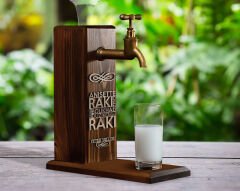 BK Gift Kişiye Özel Kabartma İsimli Musluklu Ceviz Ahşap Rakı Standı, Rakı Çeşmesi, Doğum Günü Hediyesi, Ev Hediyesi, İçecek Dispenseri-1