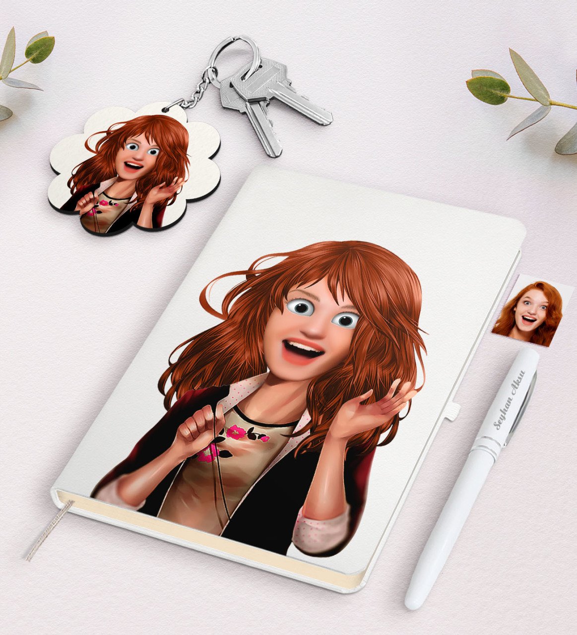Kişiye Özel Kadın Animasyon Karikatürlü Beyaz Defter Kalem Ve Anahtarlık Hediye Seti-11