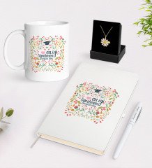 Kişiye Özel En İyi Öğretmen Beyaz Kupa Defter Kalem ve İsimli Papatya Kolye Hediye Seti-15