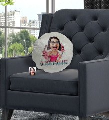 Kişiye Özel O Bir Melek Karikatürlü Yuvarlak Dekoratif Kırlent Yastık-1