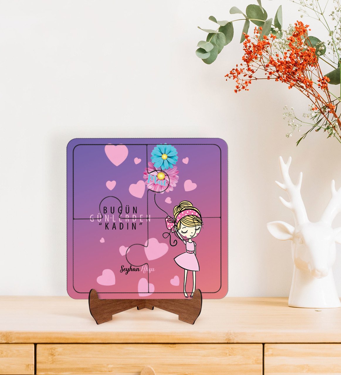 Kişiye Özel İsimli Kadınlar Günü Tasarımlı Ahşap Standlı Puzzle Çerçeve-8