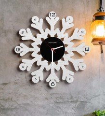 Kişiye Özel Kar Tanesi Ahşap Duvar Panel Saati (Model 5B)