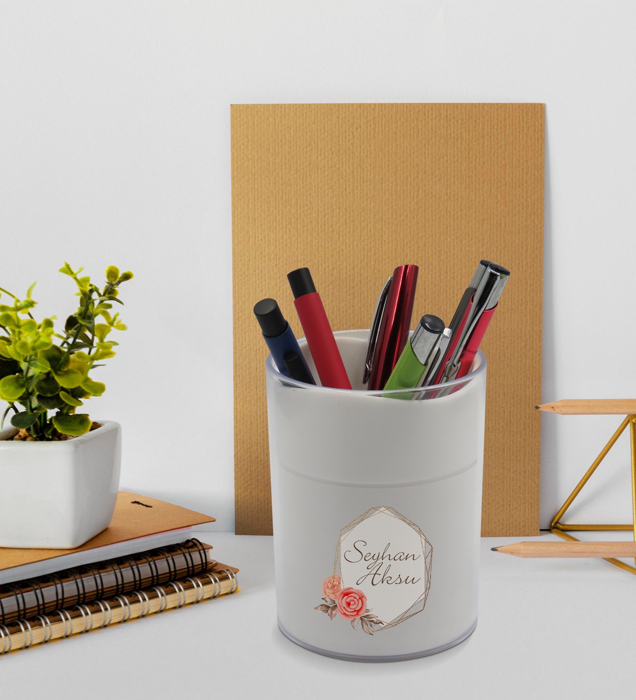 BK Gift Kişiye Özel Çiçek Tasarımlı Beyaz Akrilik Kalemlik - Model 21