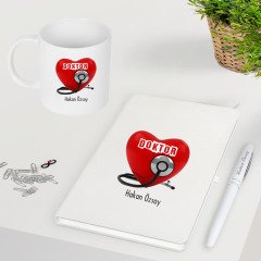 Doktorlara Özel Kalpli İsimli Kupa Defter ve Kalem Seti