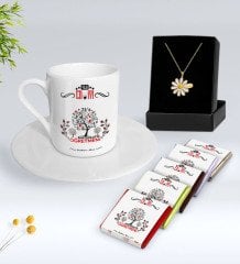 Kişiye Özel Yılın En İyi Matematik Öğretmeni Türk Kahvesi Fincanı Çikolata ve İsimli Papatya Kolye Hediye Seti