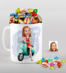 Kişiye Özel Bayan Karikatürlü Kupa ve Haribo Fruitbons Şeker Hediye Seti-24