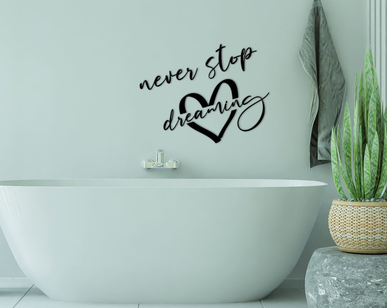 BK Home Never Stop Dreaming Duvar Yazısı-1
