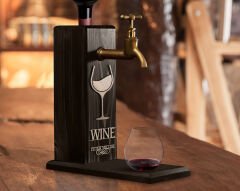 BK Gift Kişiye Özel Kabartma İsimli Musluklu Siyah(Ebony) Ahşap Şarap Standı, Şarap Çeşmesi, Doğum Günü Hediyesi, Ev Hediyesi, İçecek Dispenseri-2